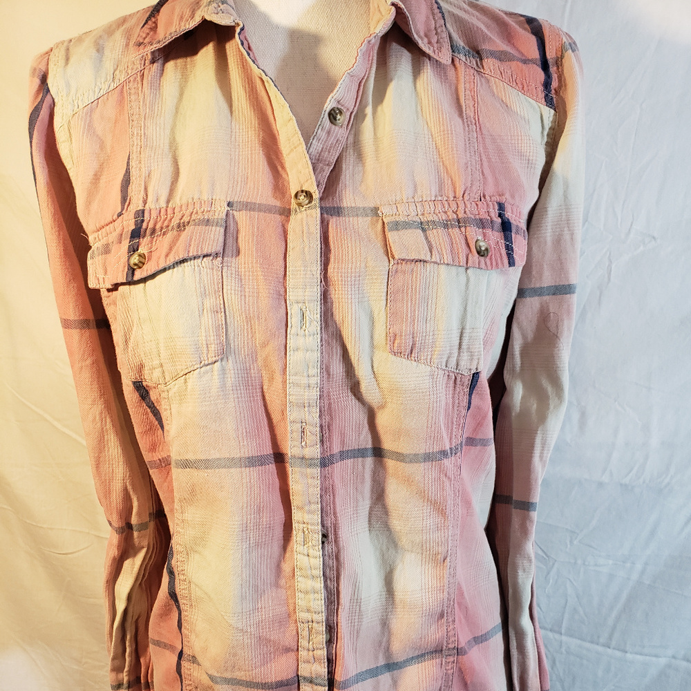 Maurices Pink and Grey Plain Button Down L